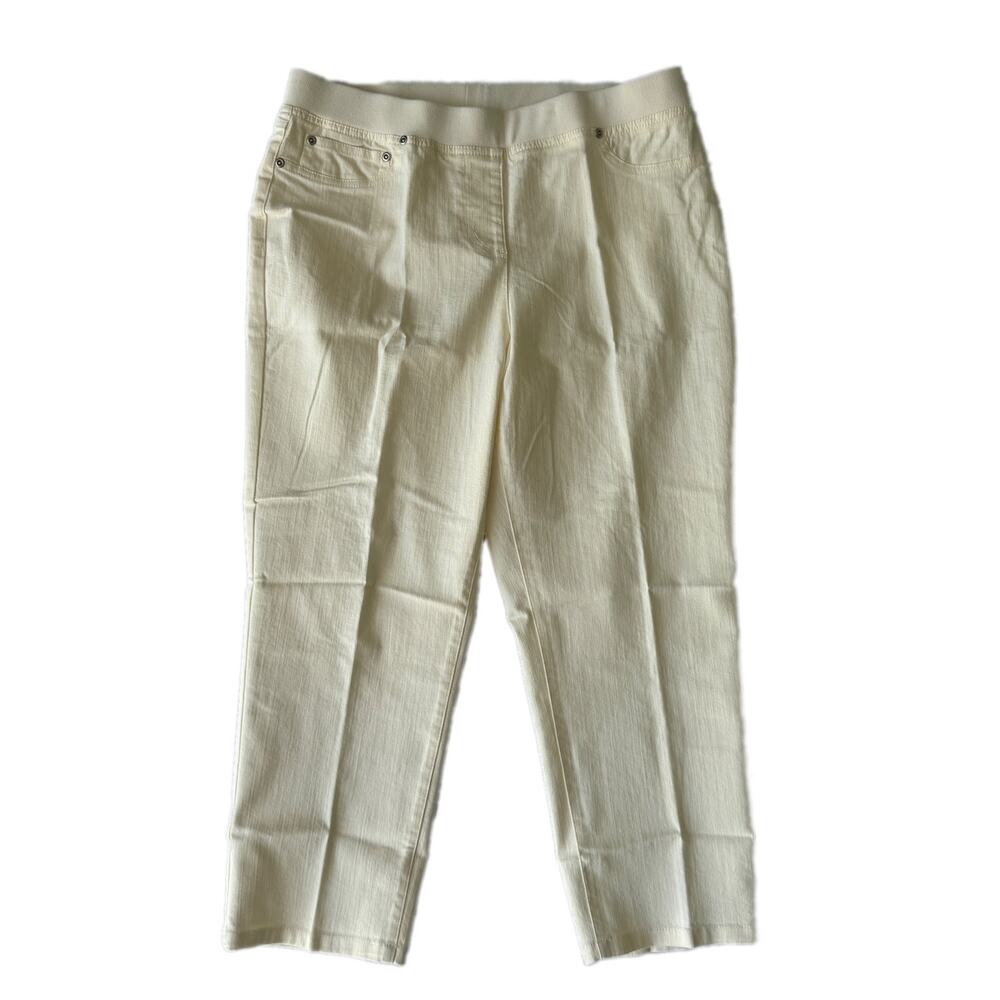 Hearts of Palm NWT 14 Cream Capri Pants